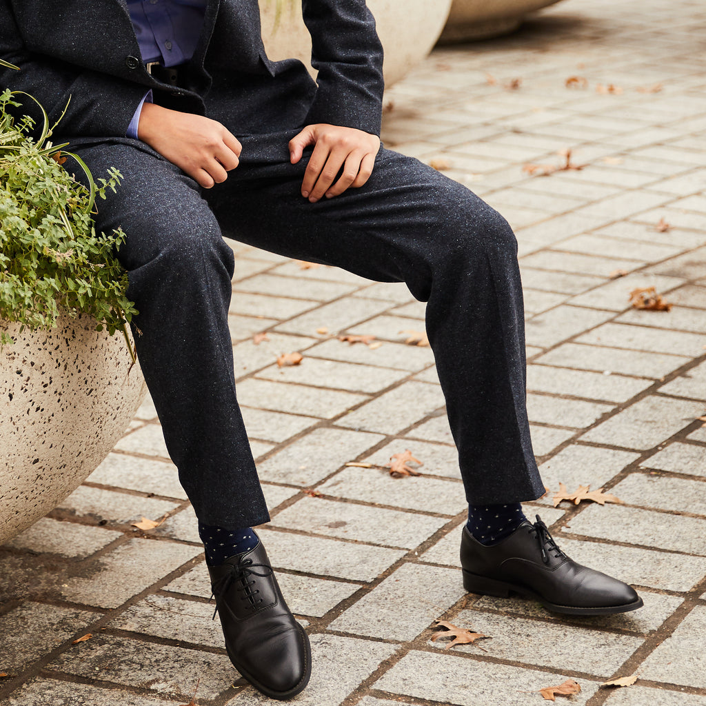 Androgynous navy pebble dress pants.  Color: Navy Pebble