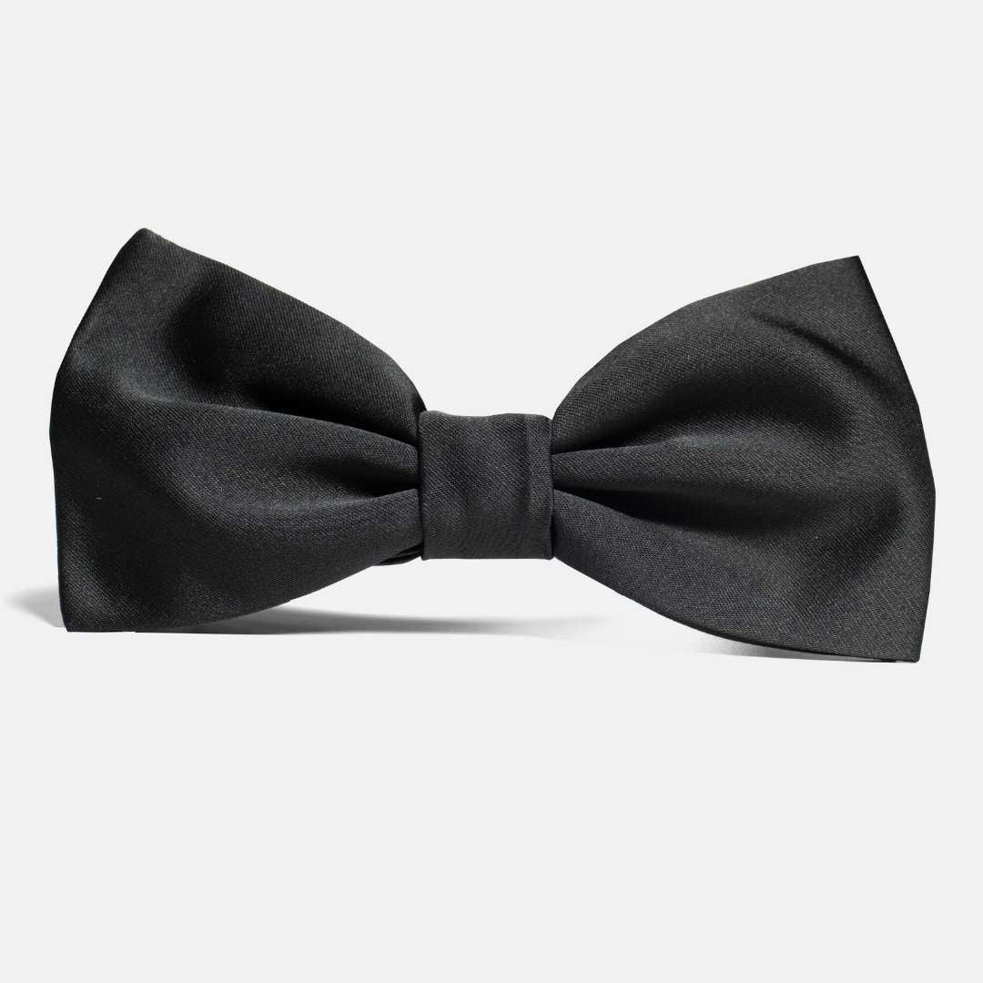 Black bow tie for women. Color: Black